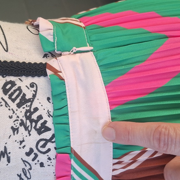 NWT Anthropologie Maeve Pleated Rainbow Maxi Skirt Size 4 Boho Retro Chic - Picture 8 of 11